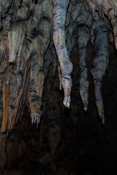 Extraordinary stalactites and stalagmites